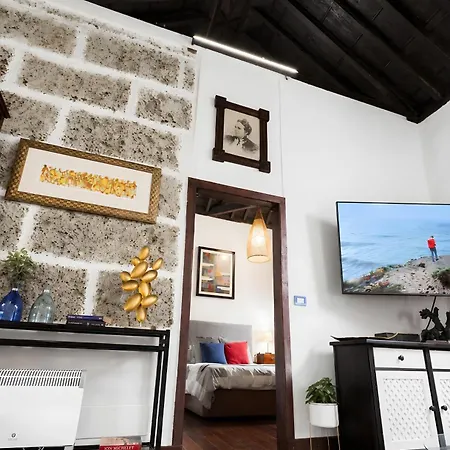 Casa Tradicional Canaria - Chico * Гарачико